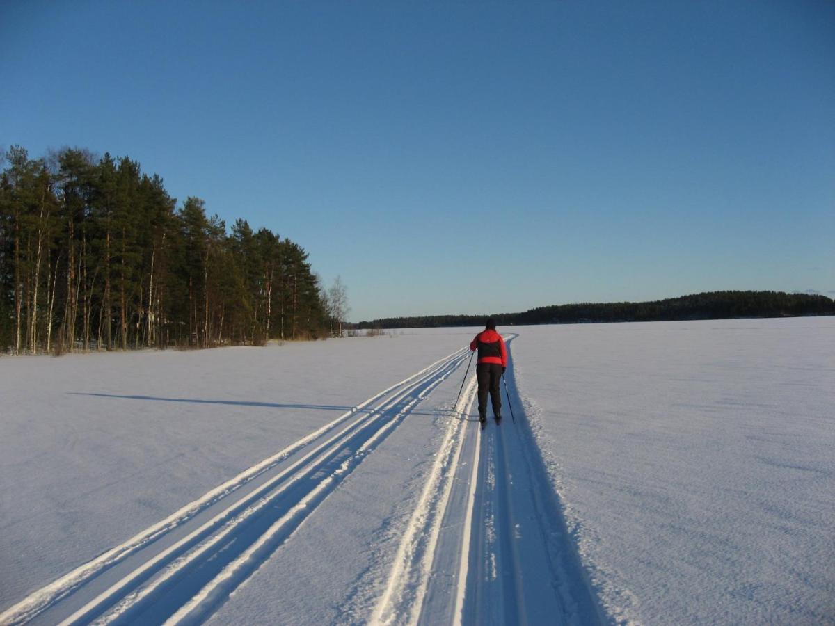 Vaelituvan Lomamoekit Punkaharju Esterno foto