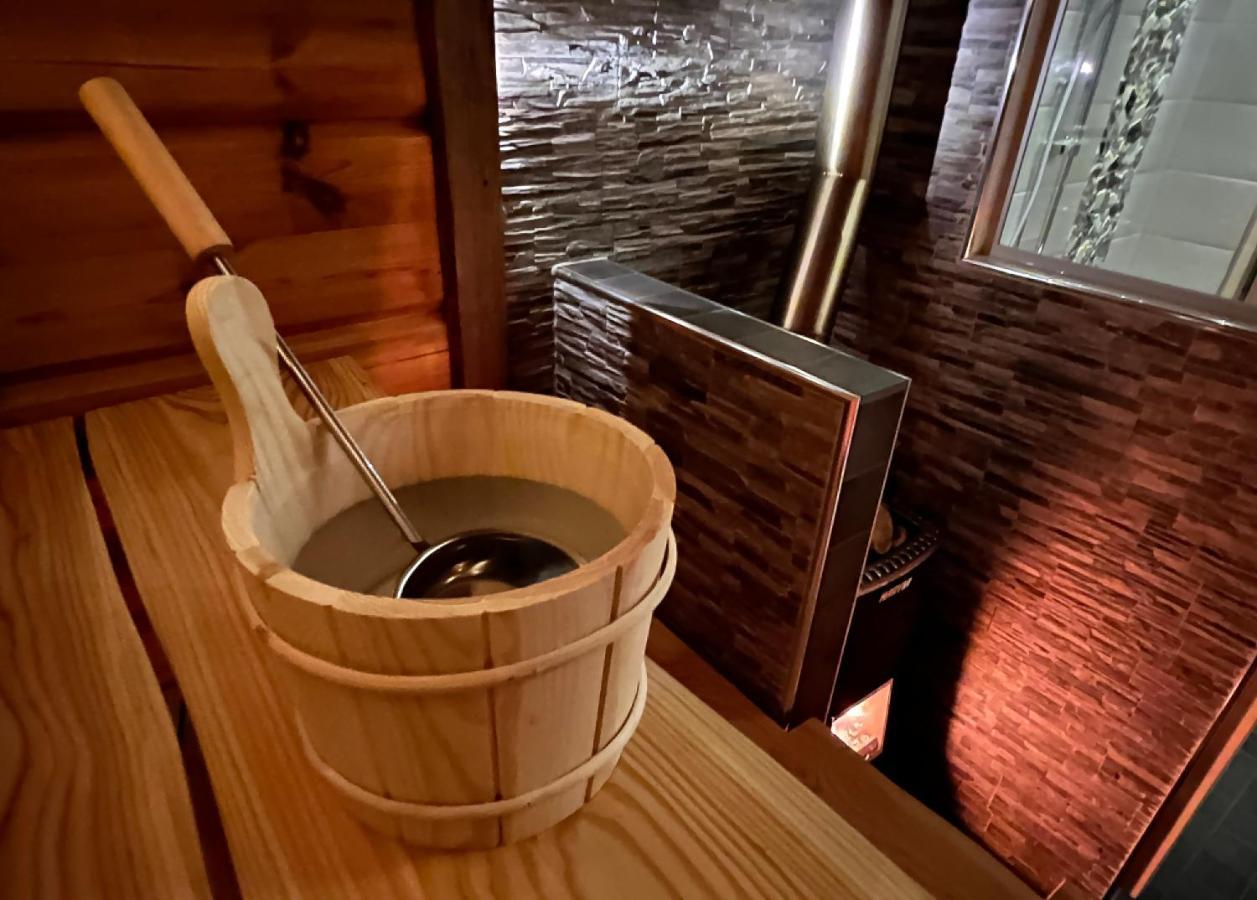 Vaelituvan Lomamoekit Punkaharju Esterno foto