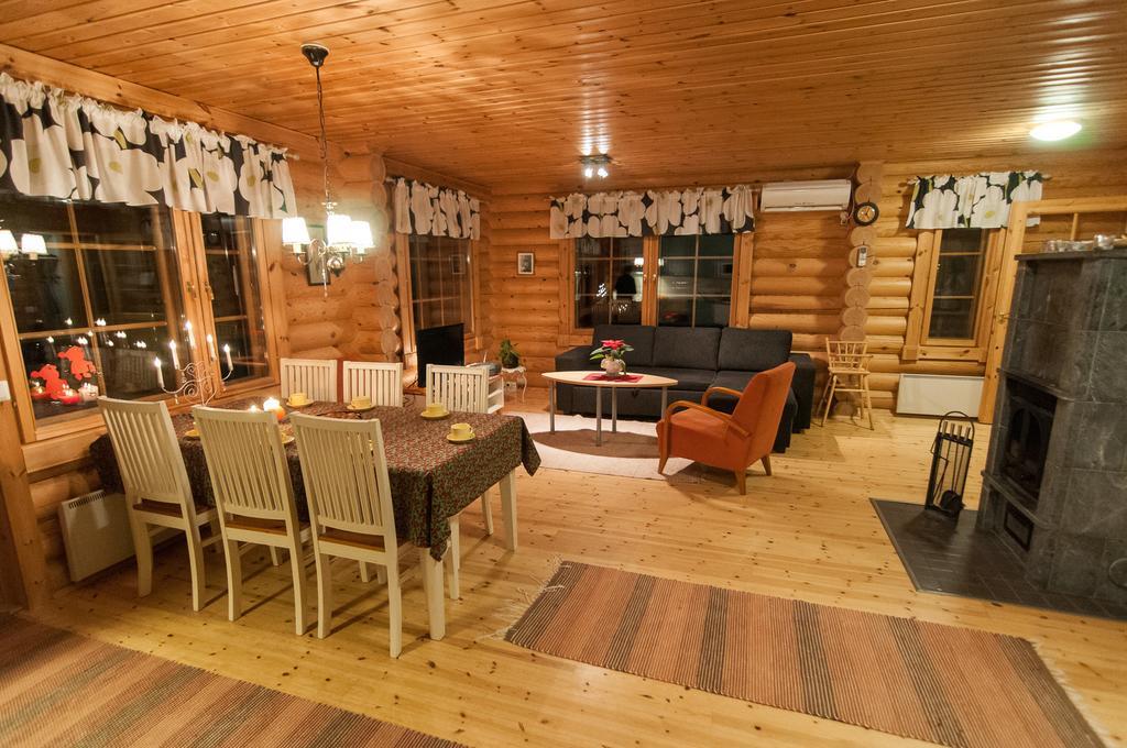 Vaelituvan Lomamoekit Punkaharju Camera foto