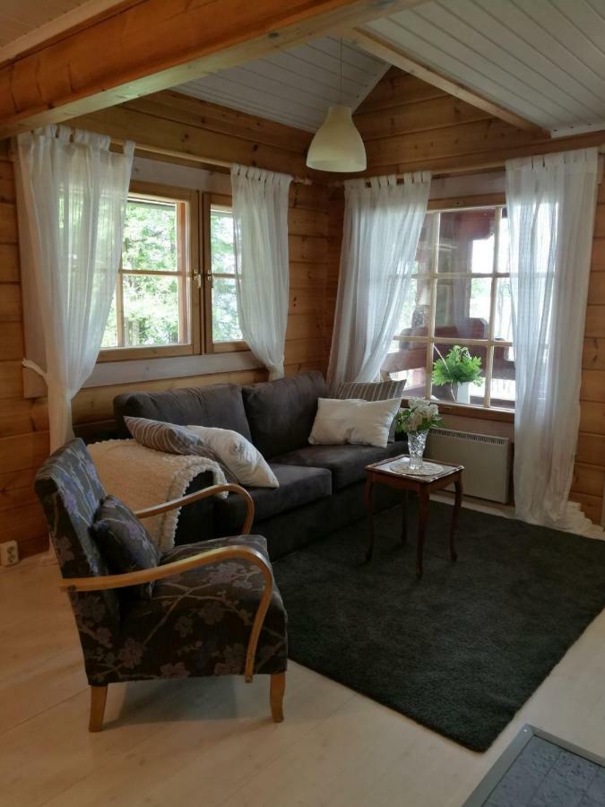Vaelituvan Lomamoekit Punkaharju Esterno foto
